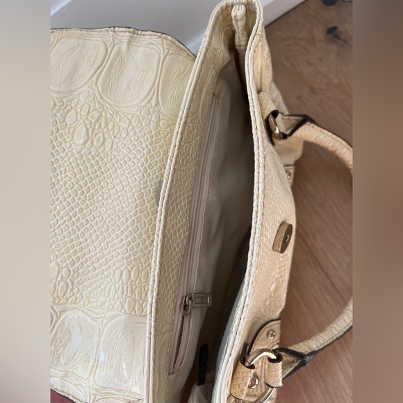 GUESS VINTAGE HANDBAG - Picture 2 of 5